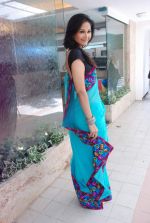 Rupali Suri at Urvee Adhikari_s collection preview in Hotel Sea Princess on 15th May 2012 (28).JPG